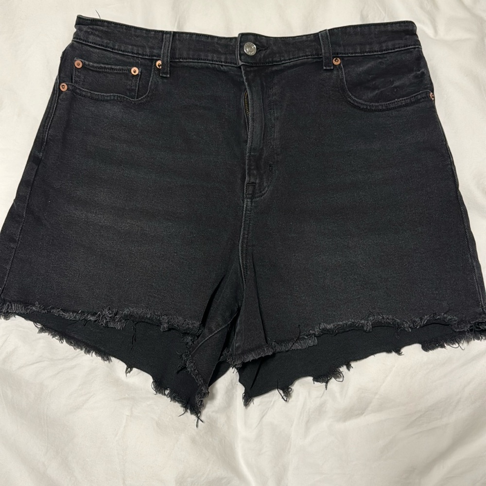 American Eagle Highest Rise 90’s Boyfriend Short - Size 16 Stretch